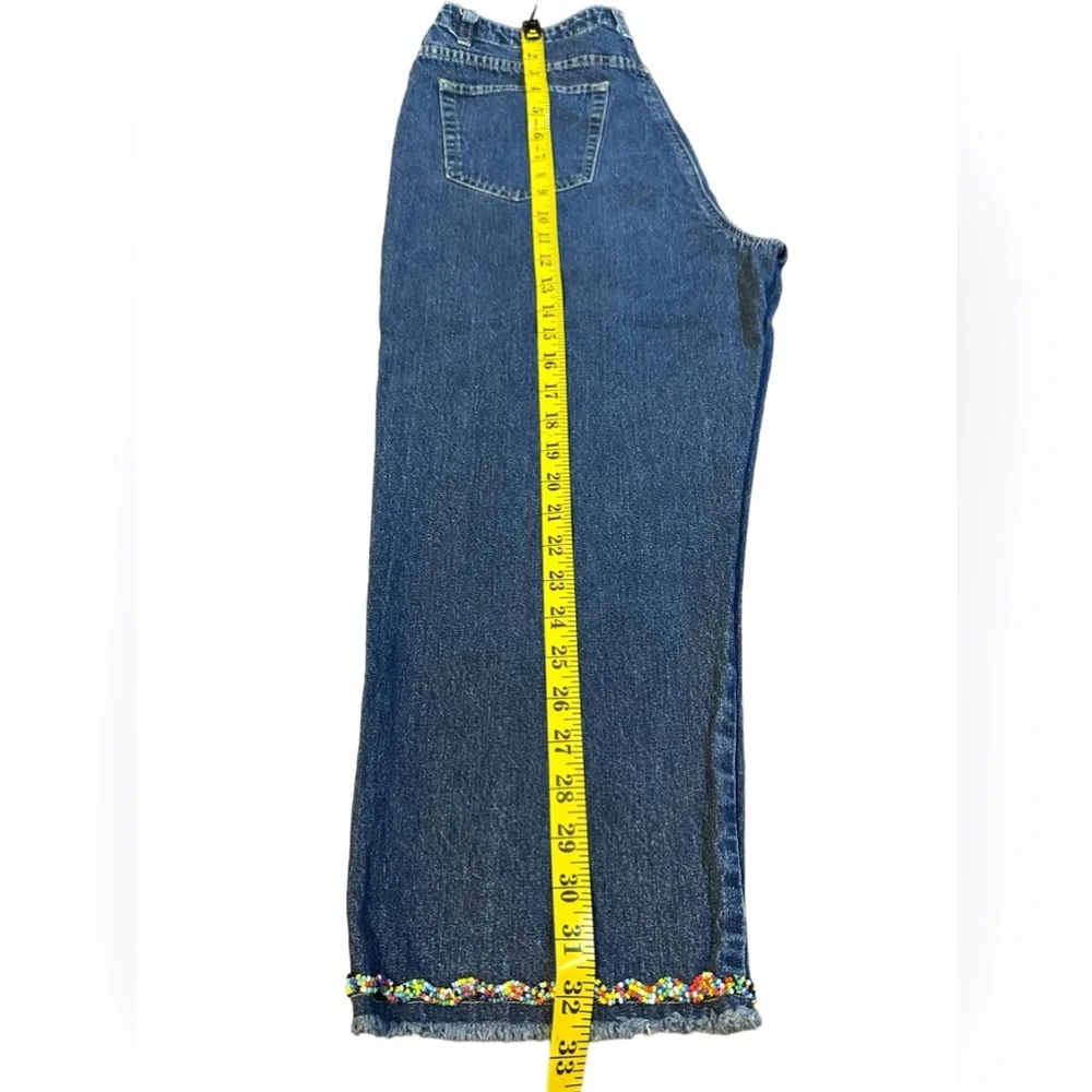 Liz Claiborne‎ LizWear size 10 Blue Capri Beaded Mid Rise Cotton Denim Jeans